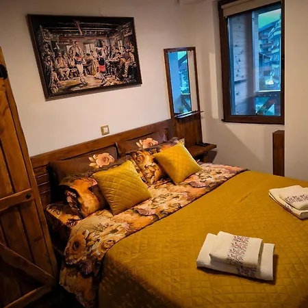 Wooden Paradise Next To Gondola Appartement