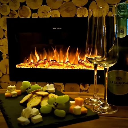 Апартамент Wooden Paradise Next To Gondola *