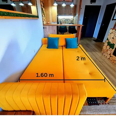 Wooden Paradise Next To Gondola Banszko