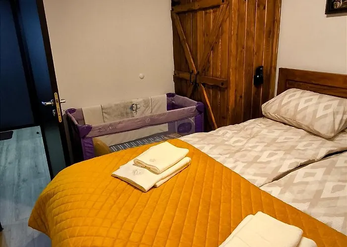 Wooden Paradise Next To Gondola Apartman *